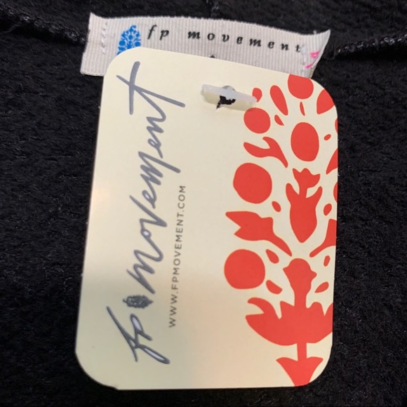 Free People Movement NWT Grey Cropped Hoodie - Picture 8 of 9